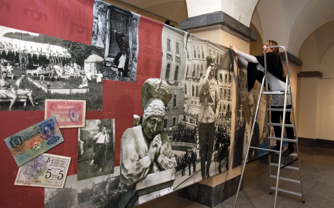 Zaščiteno: 15.10.2018 Postavitev razstave Slovenci, začenjajo se novi časi 1918-1920