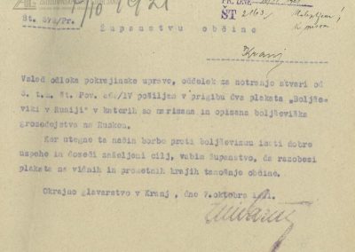 Poziv, da naj se izobesijo plakati o komunističnih zločinih v Rusiji.