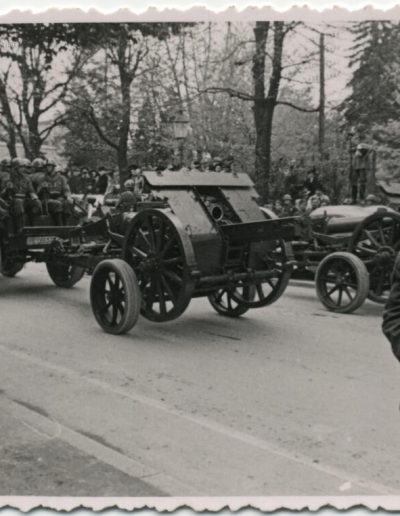 Vojaška parada na »Dan Imperija in praznik Italijanske vojske« na Prešernovi cesti, 1941